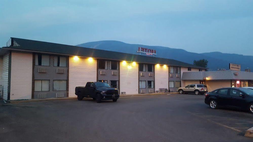 Travelodge By Wyndham Blairmore Exterior photo